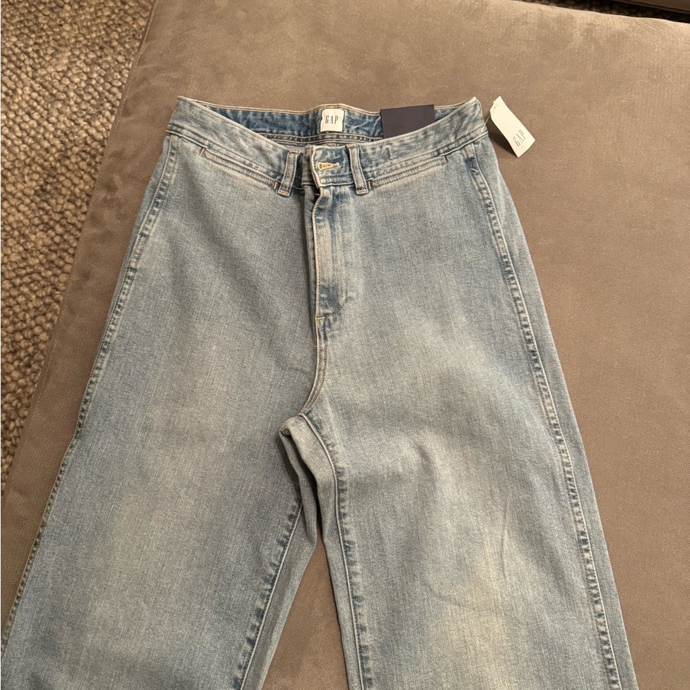 GAP jeans.
